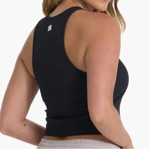 Vuori tank top size XL